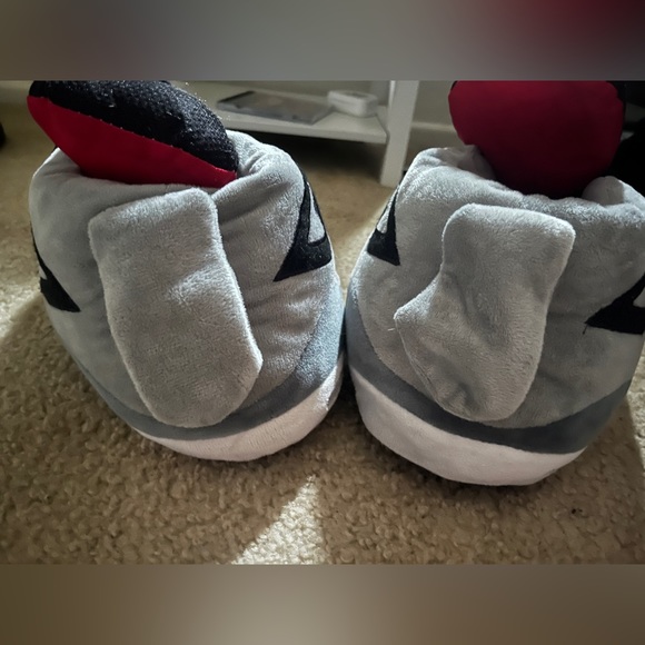 slipper jordan’s - Picture 2 of 3